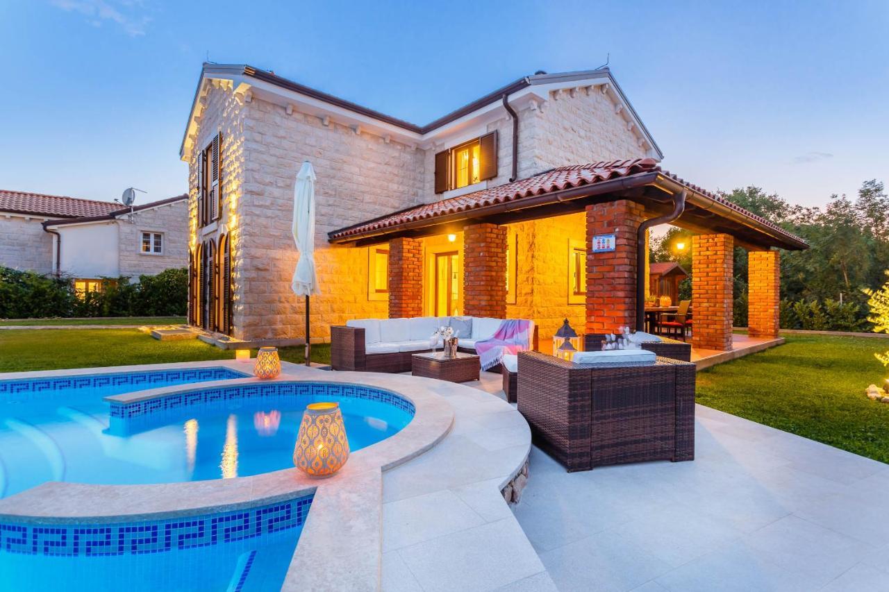 Villa Kamenica Kras Екстериор снимка